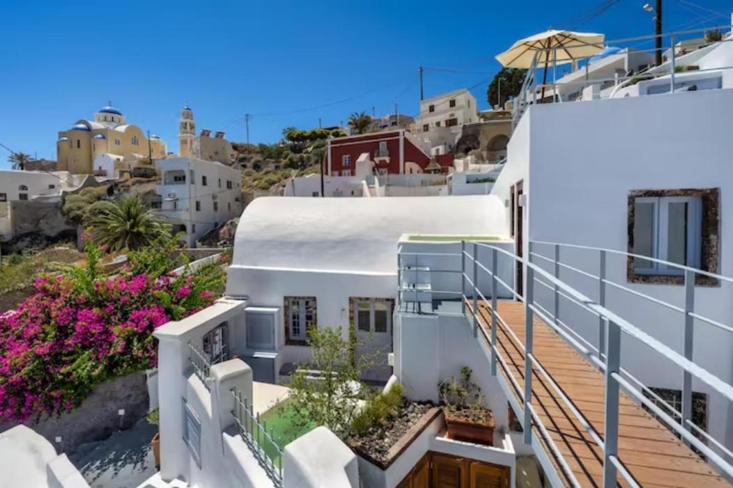Petit Village Fira (Santorini)